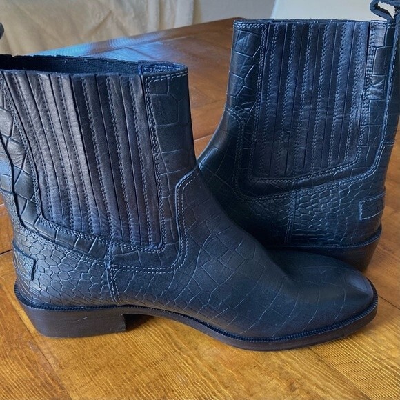 NEW Vintage Foundry Co. Main Croc Embossed Black Leather Ankle Boot Size 7.5 - Picture 11 of 16